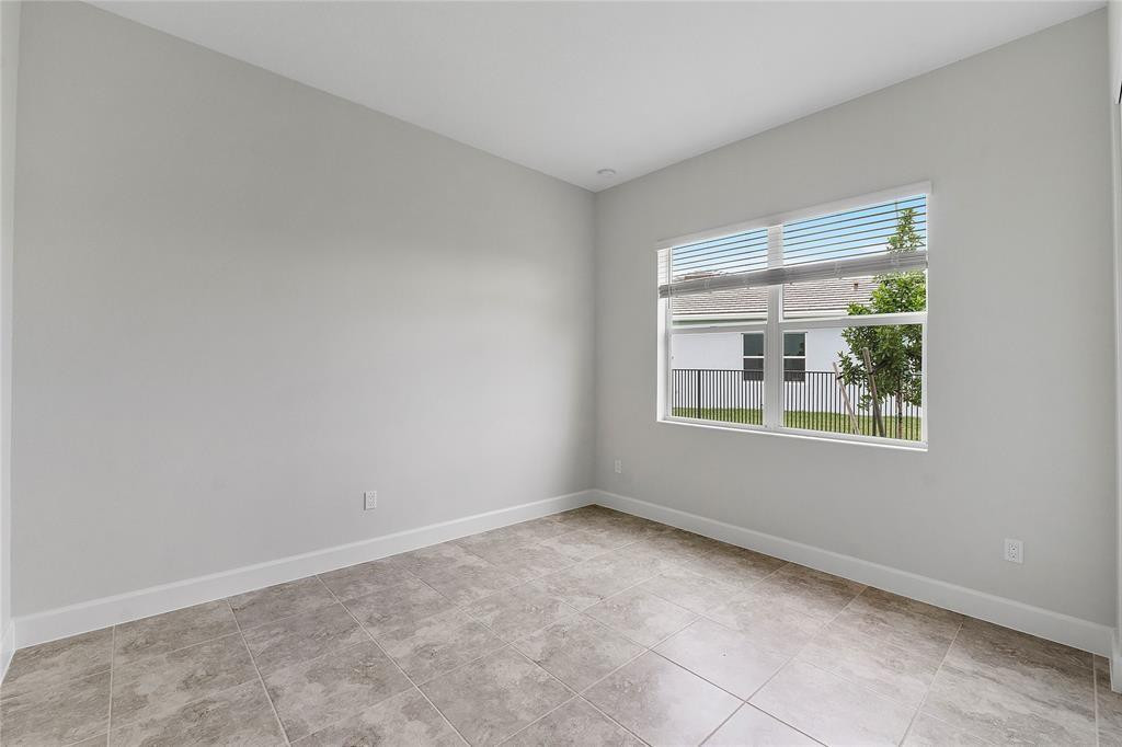 ORCHARDS OF WESTLAKE - Residential Lease