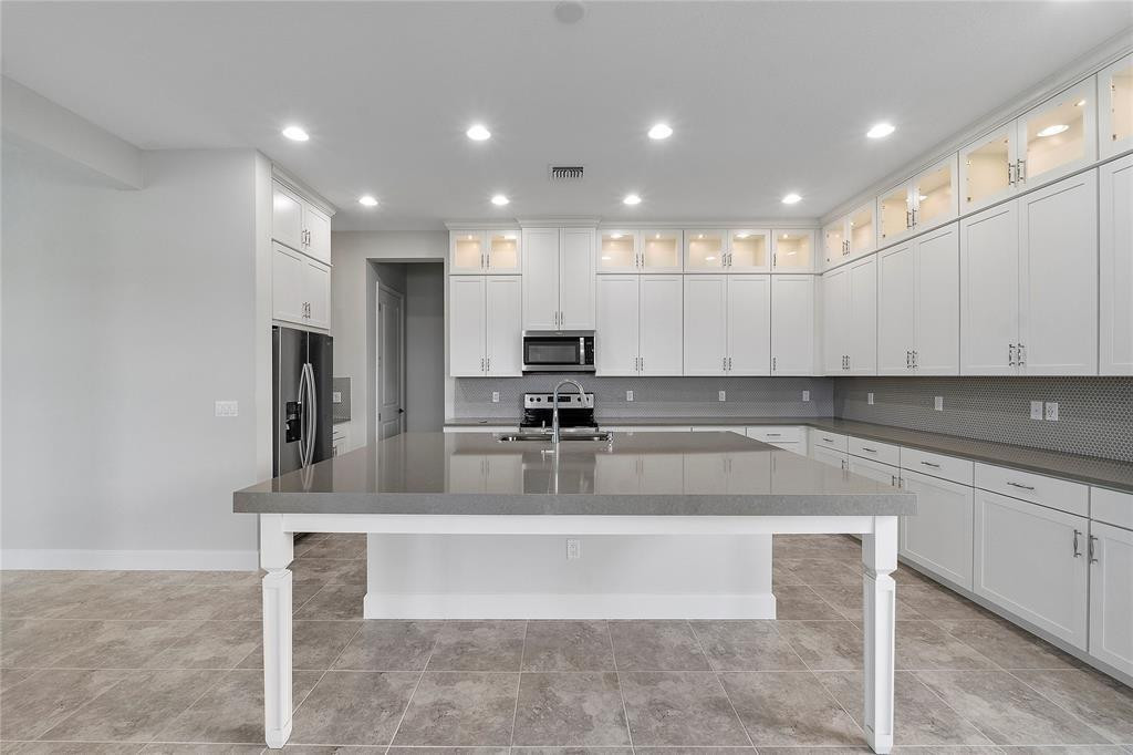 ORCHARDS OF WESTLAKE - Residential Lease