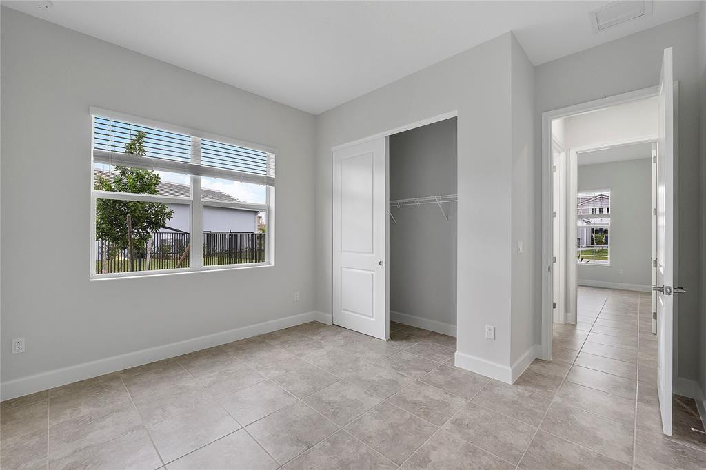 ORCHARDS OF WESTLAKE - Residential Lease