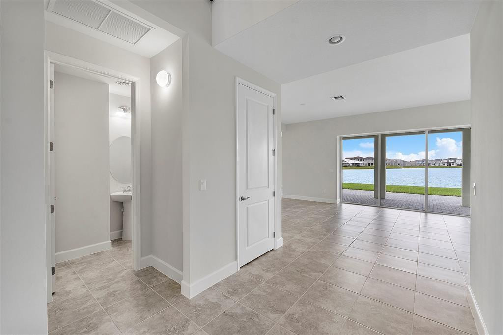 ORCHARDS OF WESTLAKE - Residential Lease