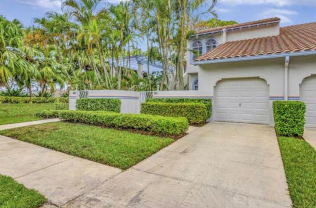 Photo of 101 Ryder Cup Circle, Palm Beach Gardens, FL 33418 (MLS # R10953761)