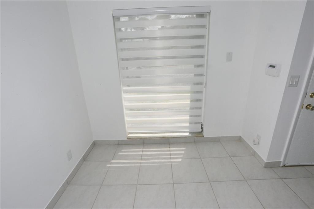 BOCA LAKES - Residential