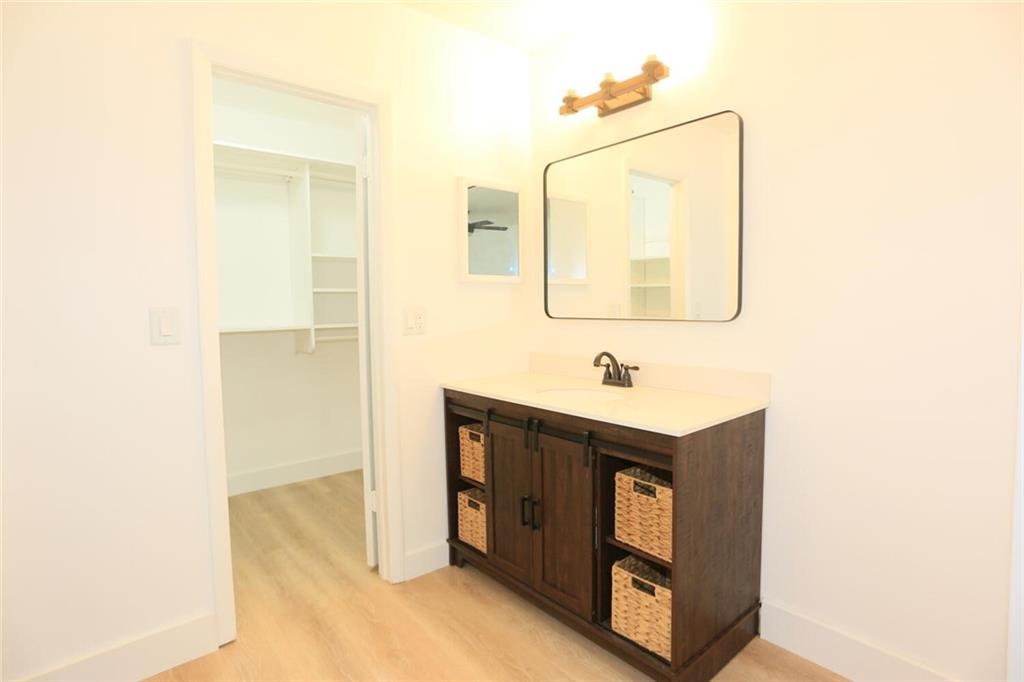 BOCA LAKES - Residential