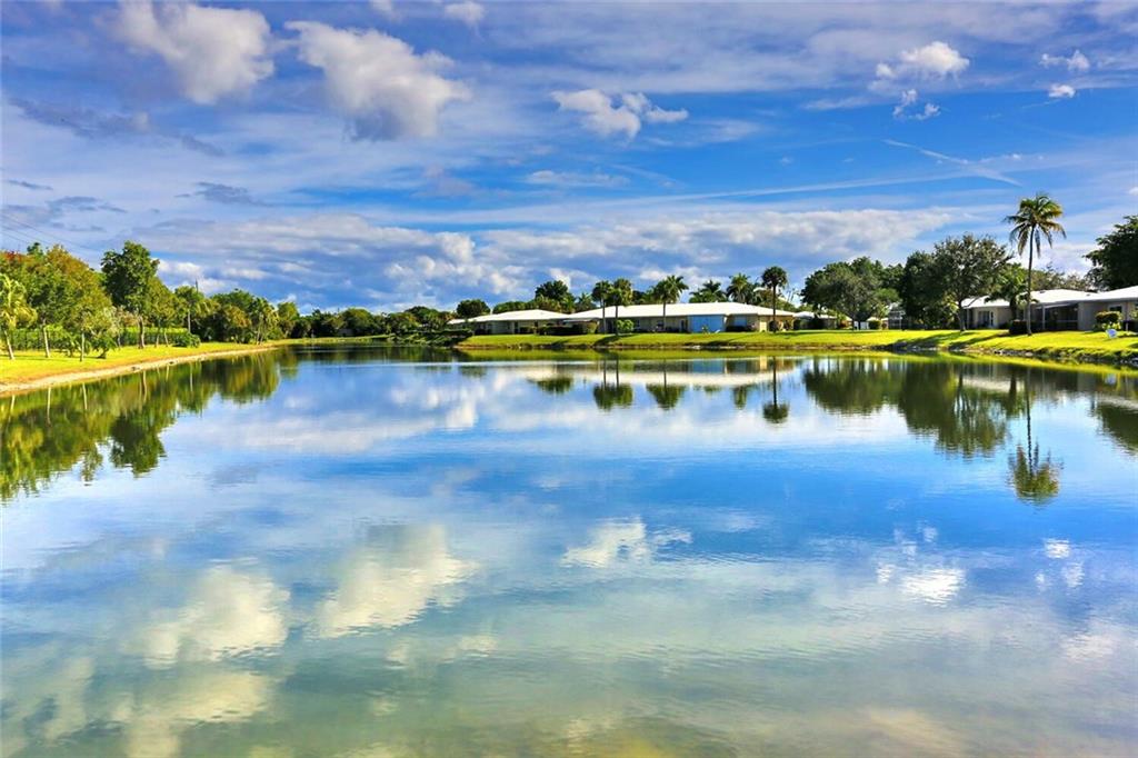 BOCA LAKES - Residential