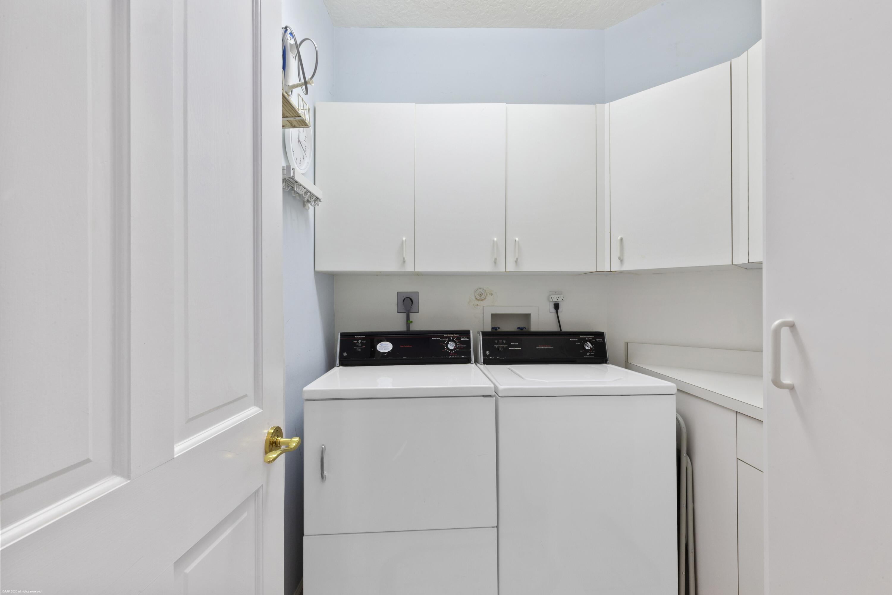 EQUESTRIAN CLUB ESTATES 3 - Residential