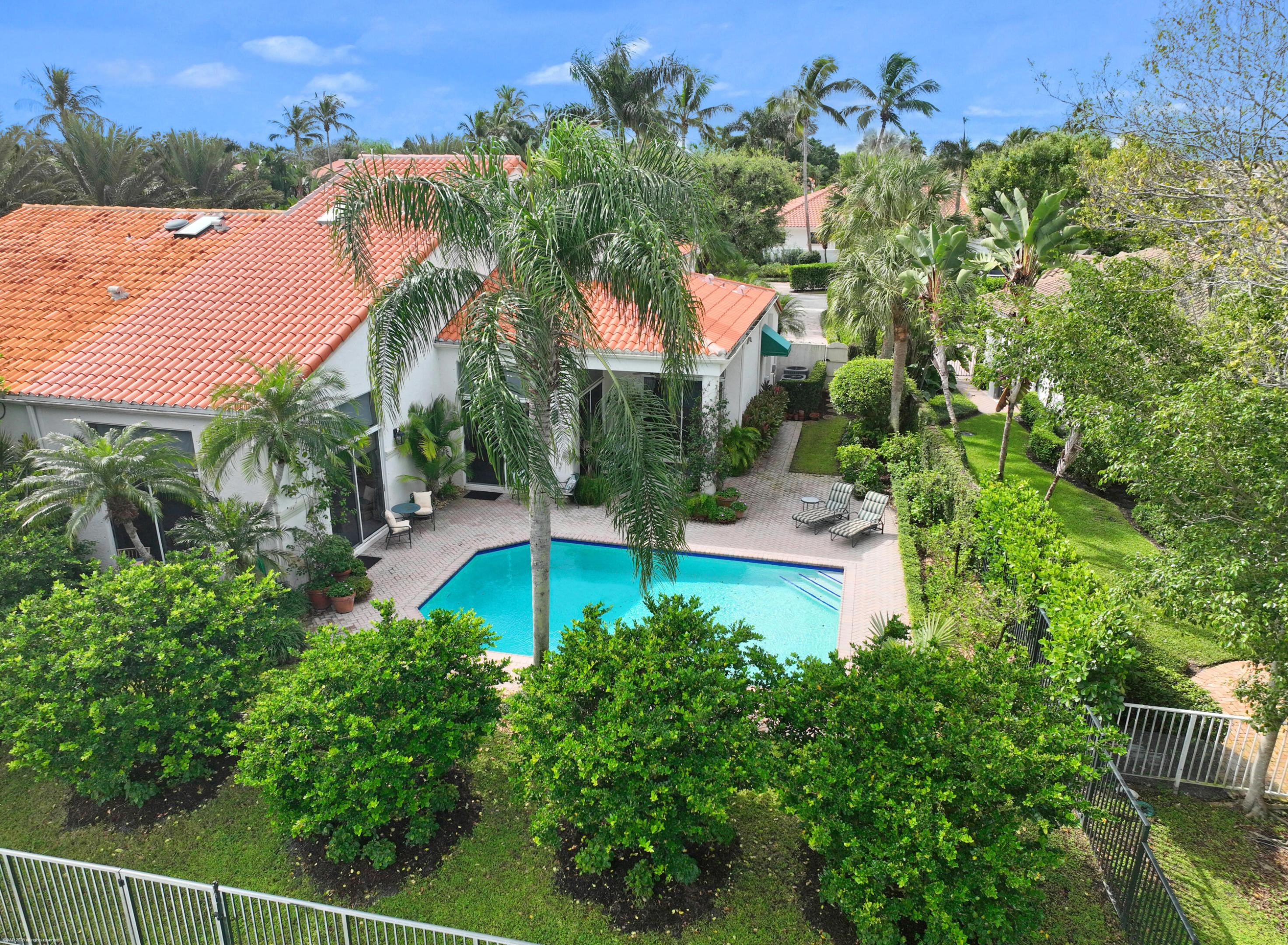 EQUESTRIAN CLUB ESTATES 3 - Residential