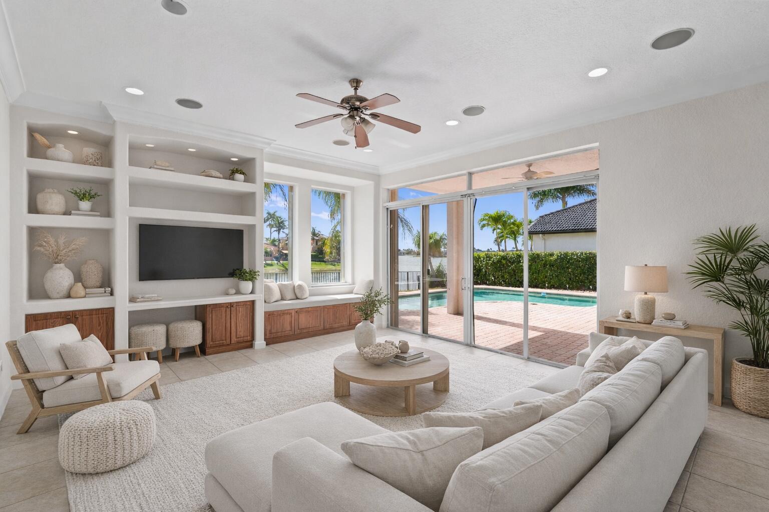SUNSET LAKES PLAT ONE - Residential