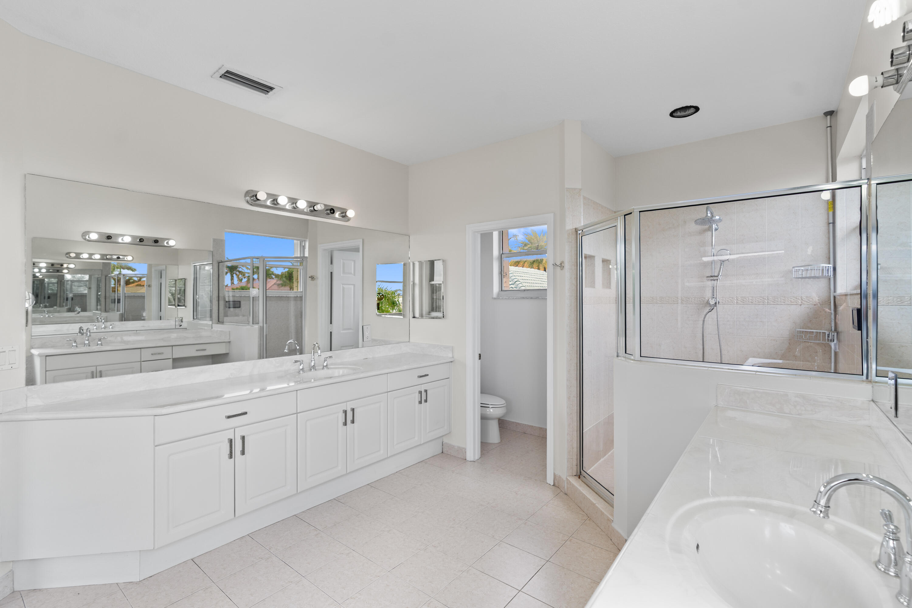 SUNSET LAKES PLAT ONE - Residential