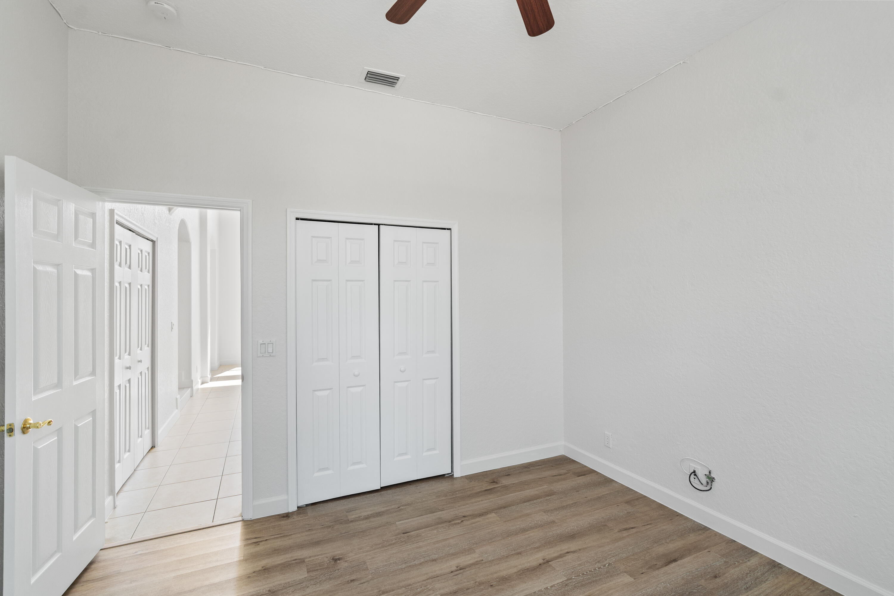 SUNSET LAKES PLAT ONE - Residential