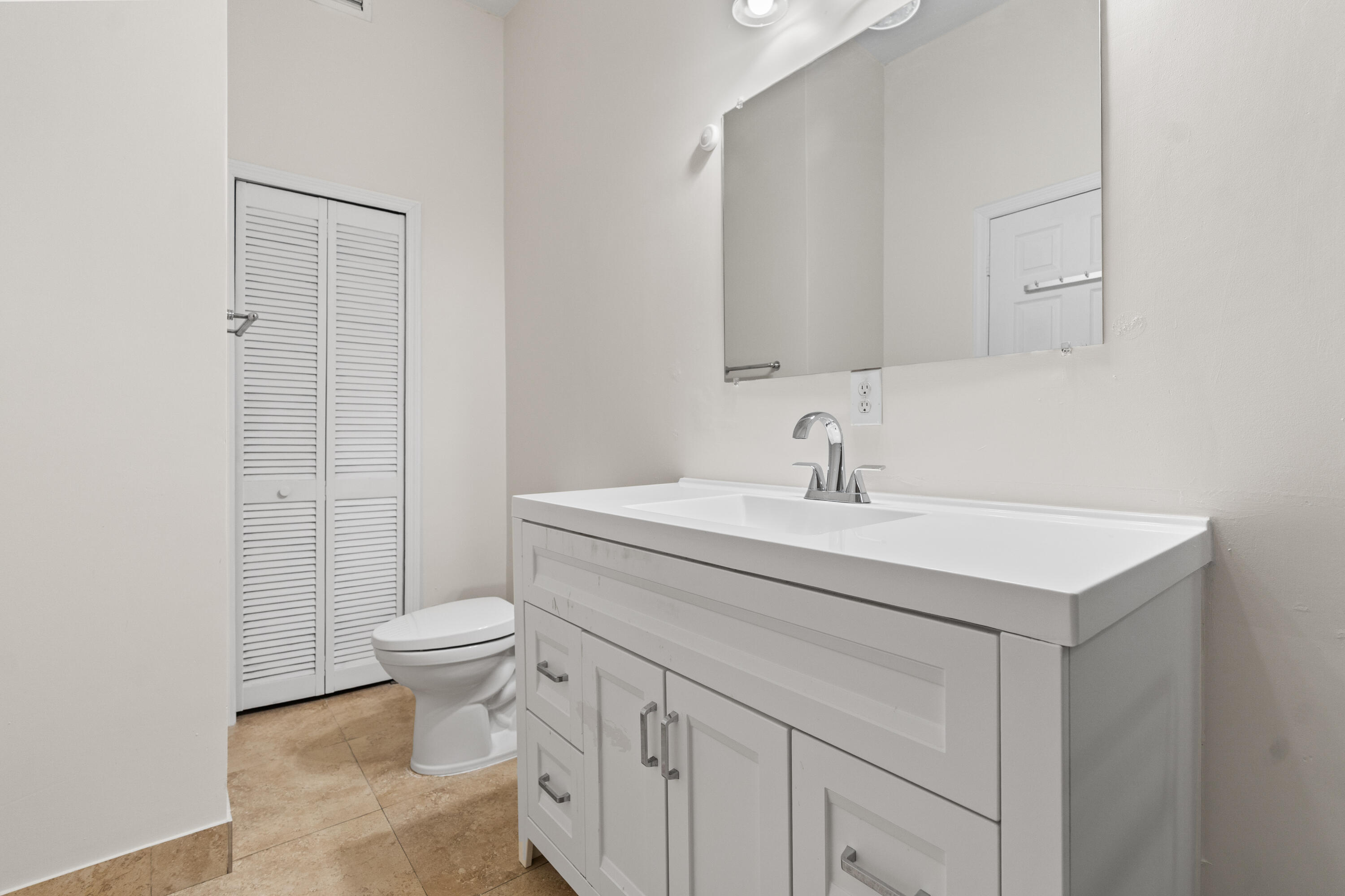 SUNSET LAKES PLAT ONE - Residential