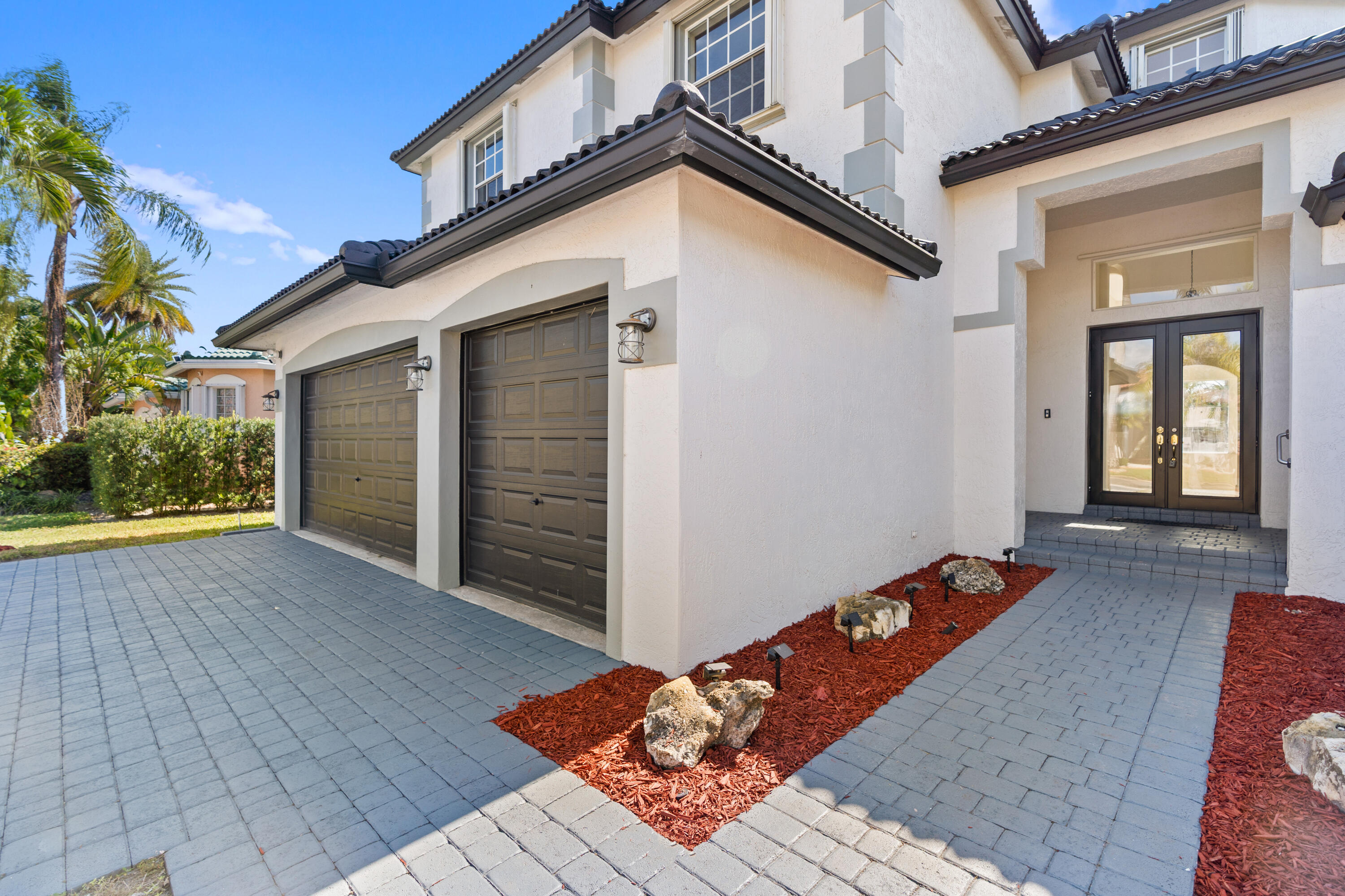 SUNSET LAKES PLAT ONE - Residential