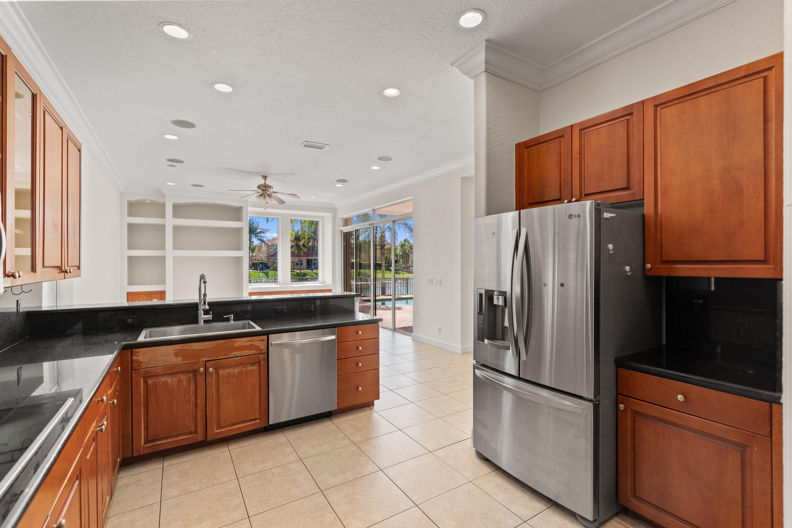 SUNSET LAKES PLAT ONE - Residential