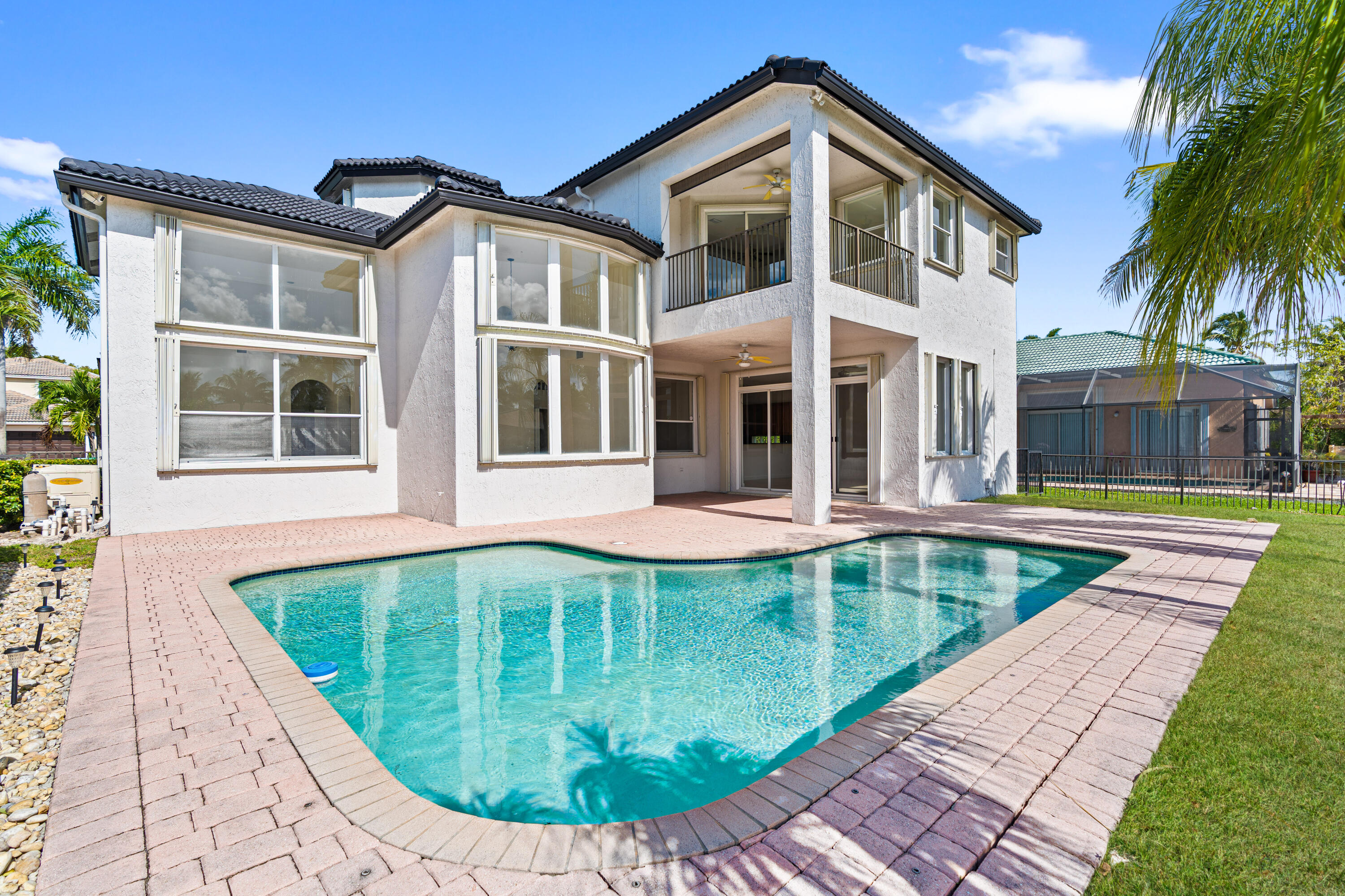 SUNSET LAKES PLAT ONE - Residential