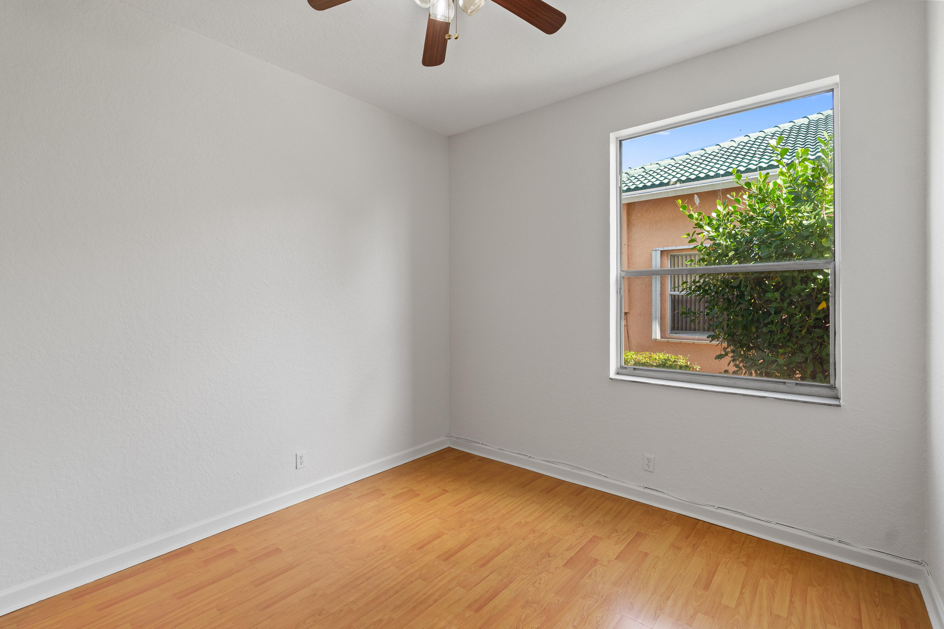 SUNSET LAKES PLAT ONE - Residential