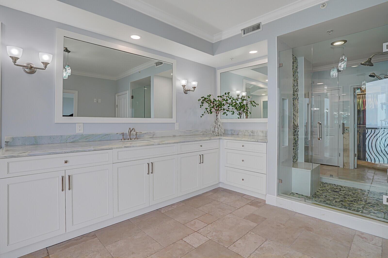 Via Delfino - Residential