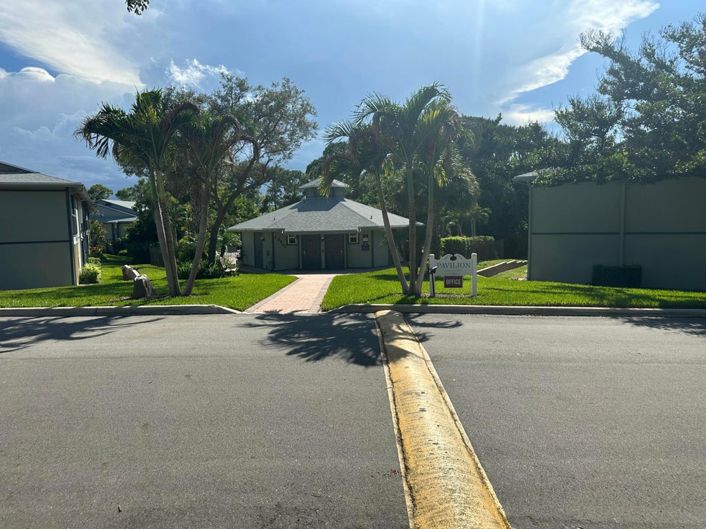 Photo of 8323 SE Croft Circle, Hobe Sound, FL 33455 (MLS # B26063422)