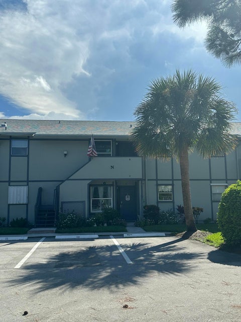 Photo of 8323 SE Croft Circle #N8, Hobe Sound, FL 33455 (MLS # B26063422)
