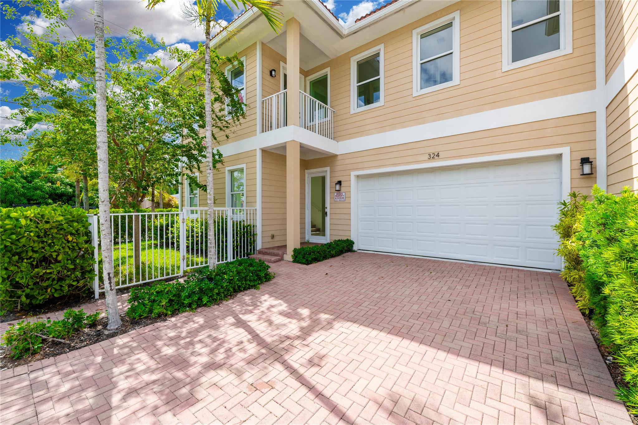 Welcome to this spacious 4-bedroom, 3.5-bathroom two-story townhome, perfectly located in the vibrant core of Fort Lauderdale. This brand-new, never-lived-in home offers contemporary comfort and convenience. Modern open-concept kitchen with quartz countertops, and stainless steel appliances, stylish tile and vinyl flooring throughout, impact-resistant windows and doors for peace of mind and energy efficiency, private fenced green space, perfect for relaxing or entertaining. Minutes from Las Olas Blvd., downtown entertainment, music venues, and top-rated restaurants. Convenient to Fort Lauderdale Airport and the iconic white sand beaches. Easy access to major highways, shopping, and cultural hotspots. Bonus: Seller financing available, making your purchase more flexible and attainable!