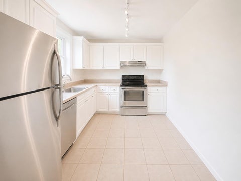 Tiny photo for 711 N Pine Island Road #204, Plantation, FL 33324 (MLS # B26035392)