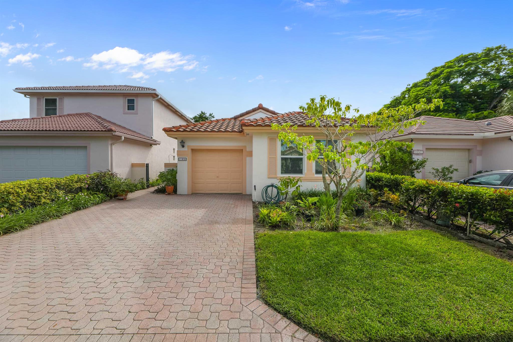 160 NW 75th Way