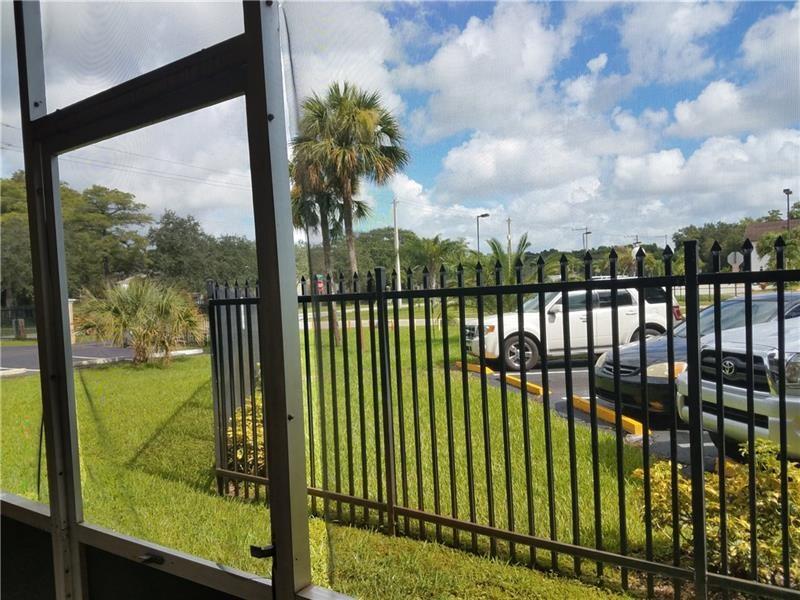 TOWN SQUARE - Residential