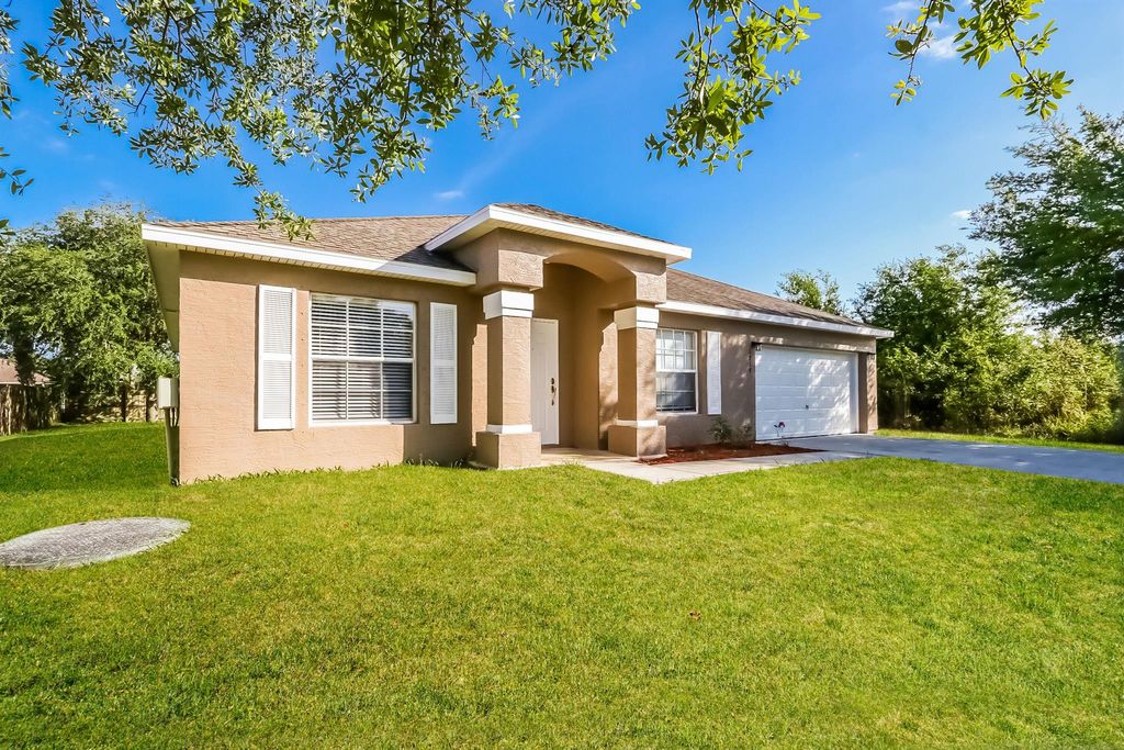 Photo of 1219 SW Eleuthera Avenue, Port Saint Lucie, FL 34953 (MLS # R11025665)