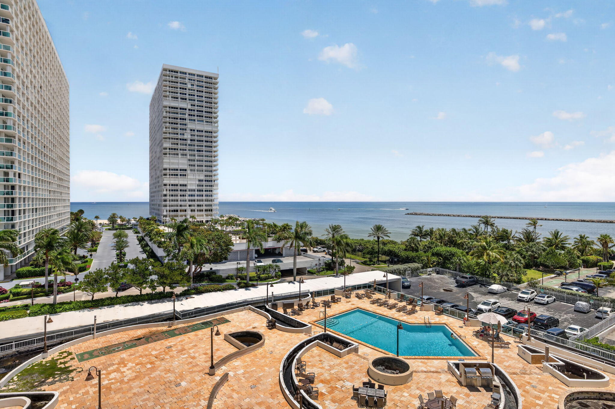 EVERGLADES HOUSE CONDO - Residential