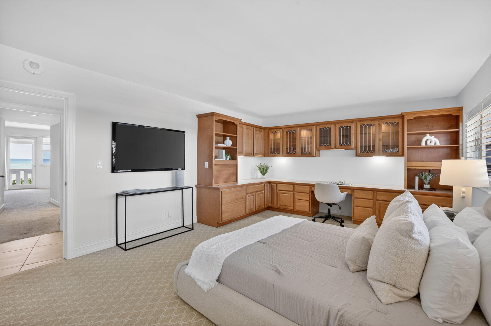 EVERGLADES HOUSE CONDO - Residential