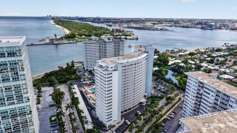 Tiny photo for 2000 S Ocean Drive #706, Fort Lauderdale, FL 33316 (MLS # B26025352)