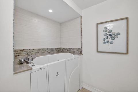 Tiny photo for 2000 S Ocean Drive #706, Fort Lauderdale, FL 33316 (MLS # B26025352)