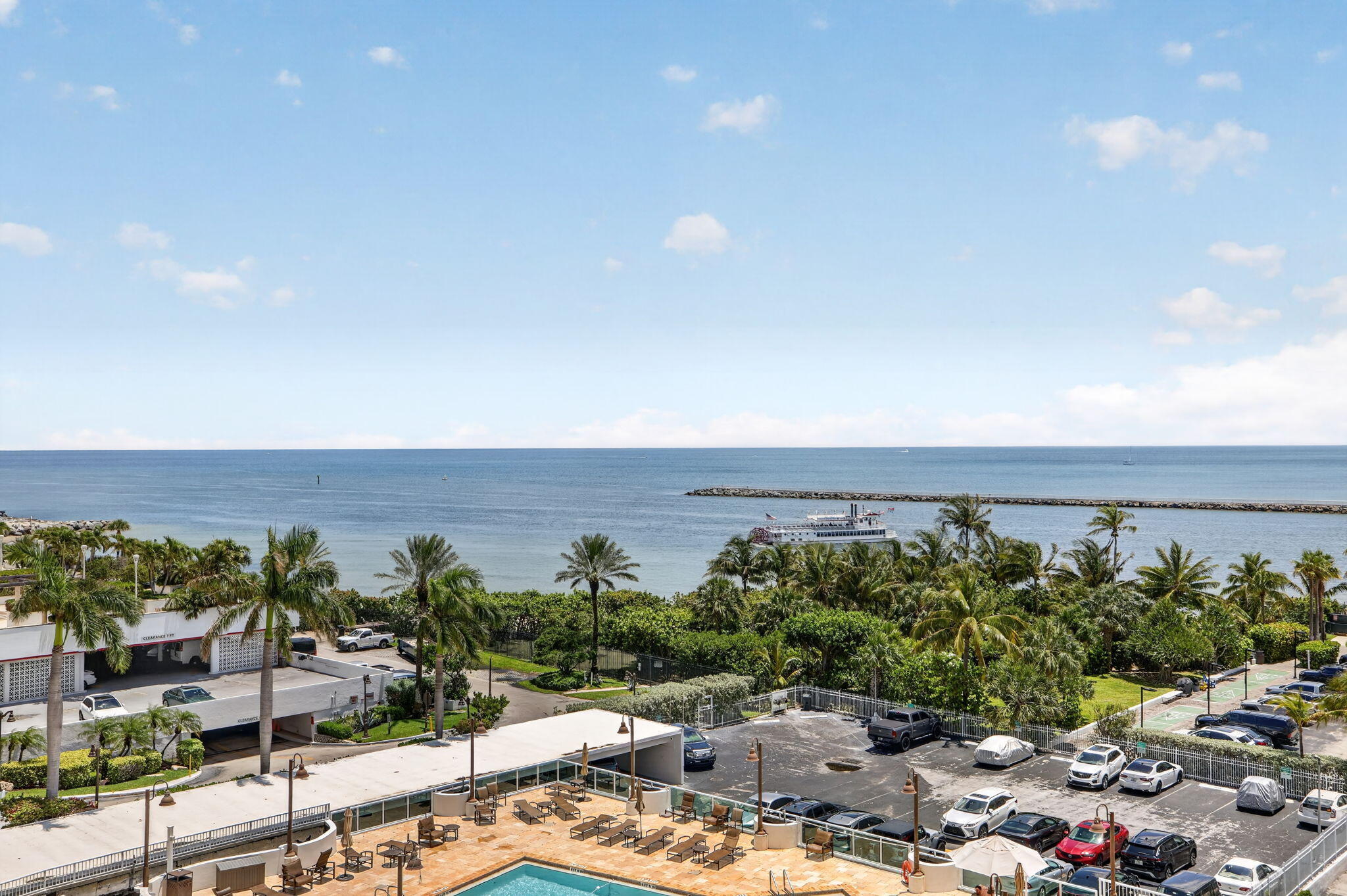 EVERGLADES HOUSE CONDO - Residential