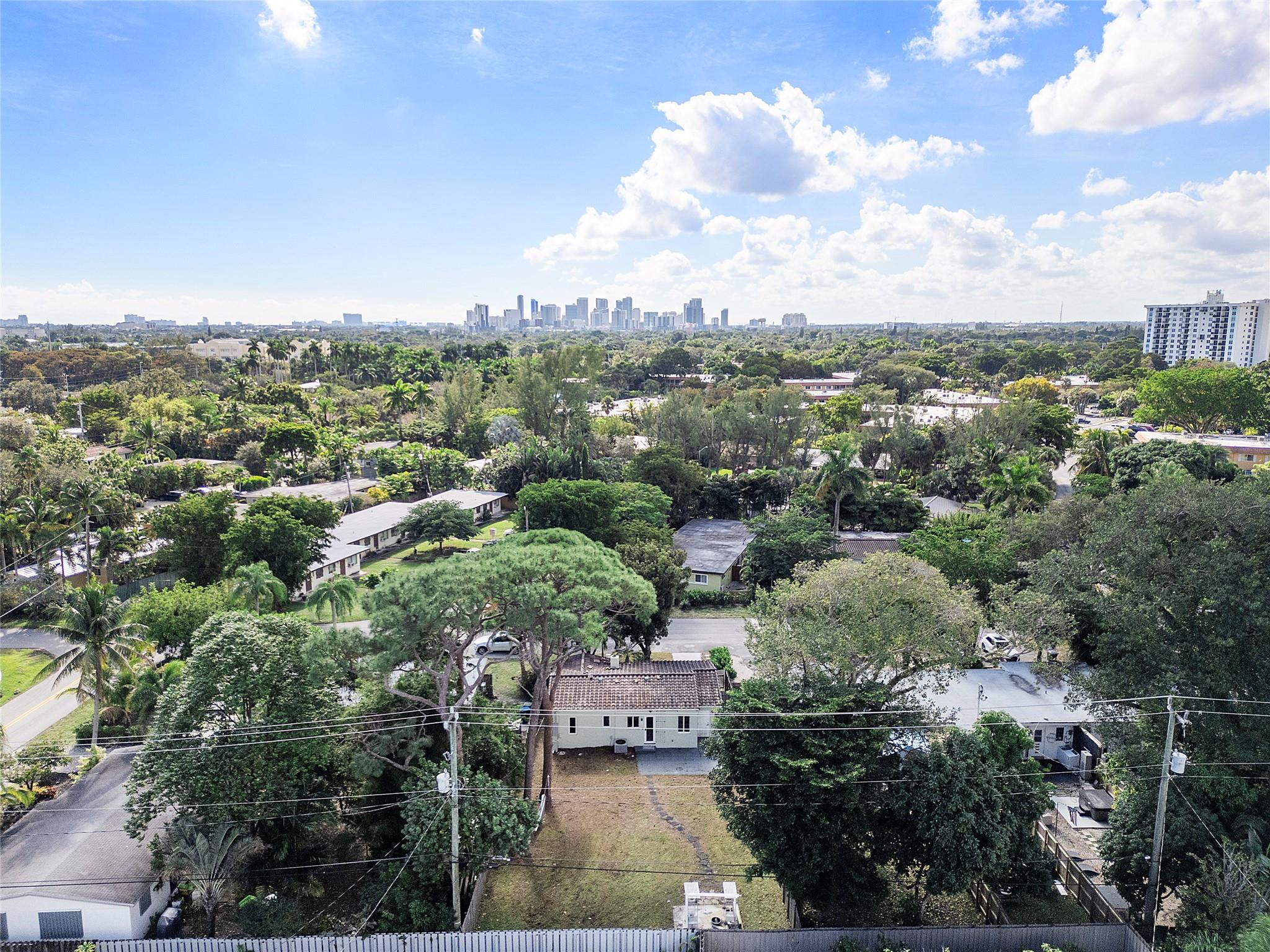 Petite - Residential