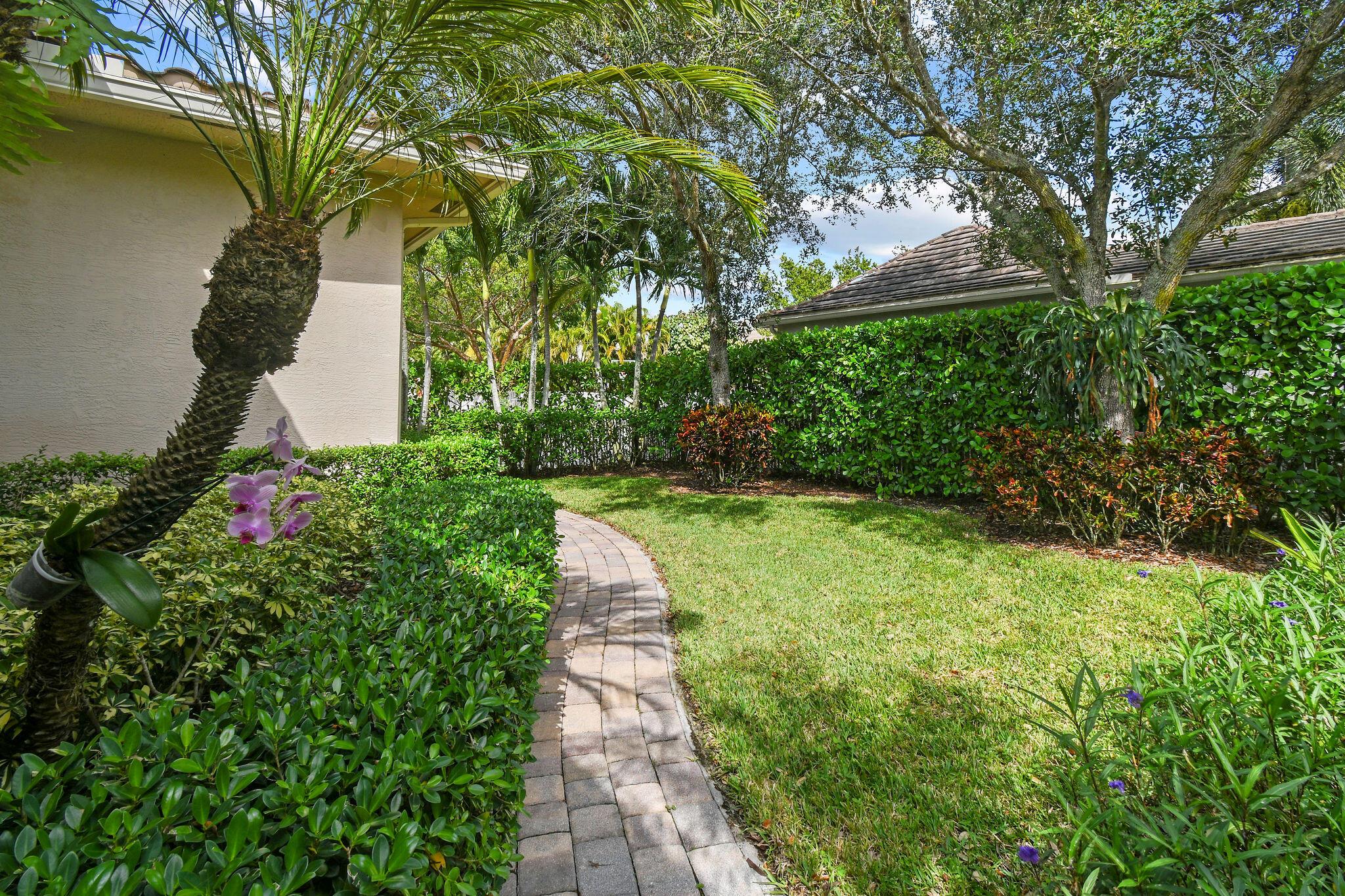 CANTERBURY PLACE - Residential