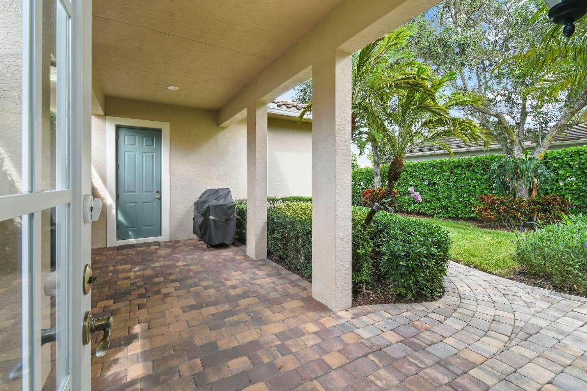 CANTERBURY PLACE - Residential