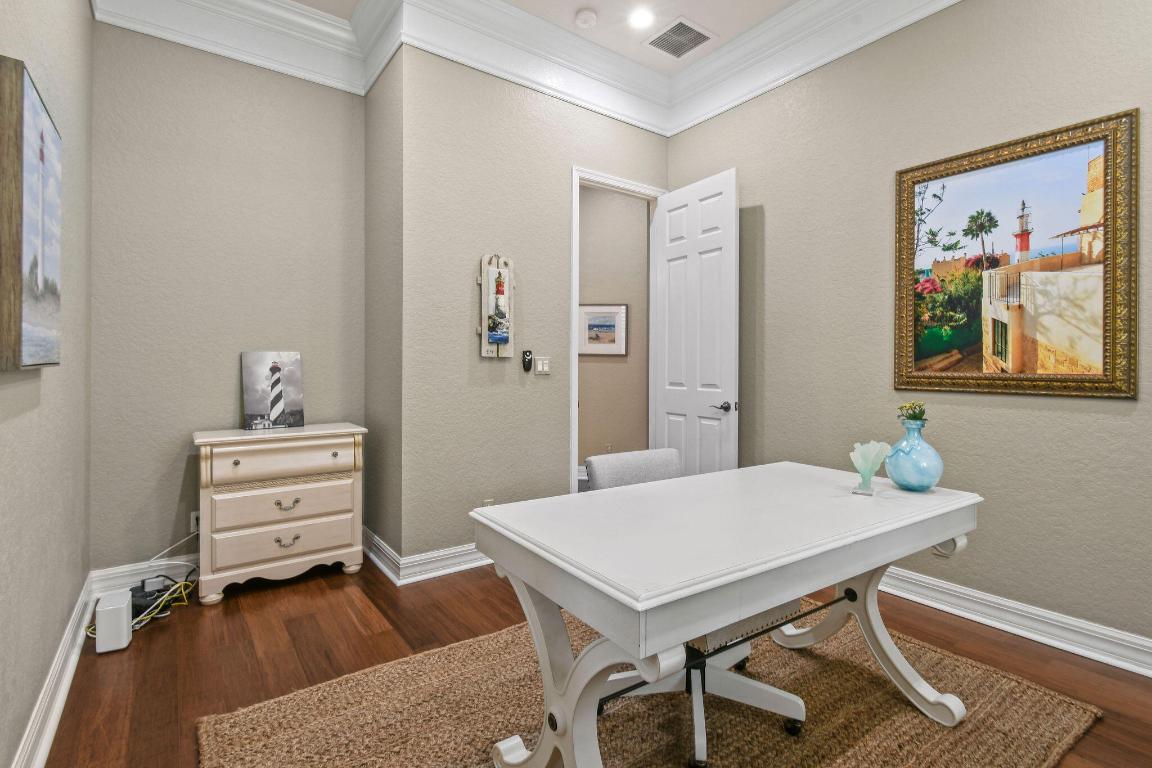 CANTERBURY PLACE - Residential