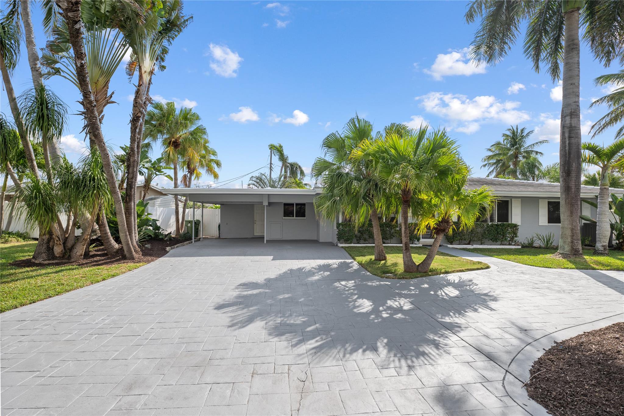 2936 Coral Shores Dr
