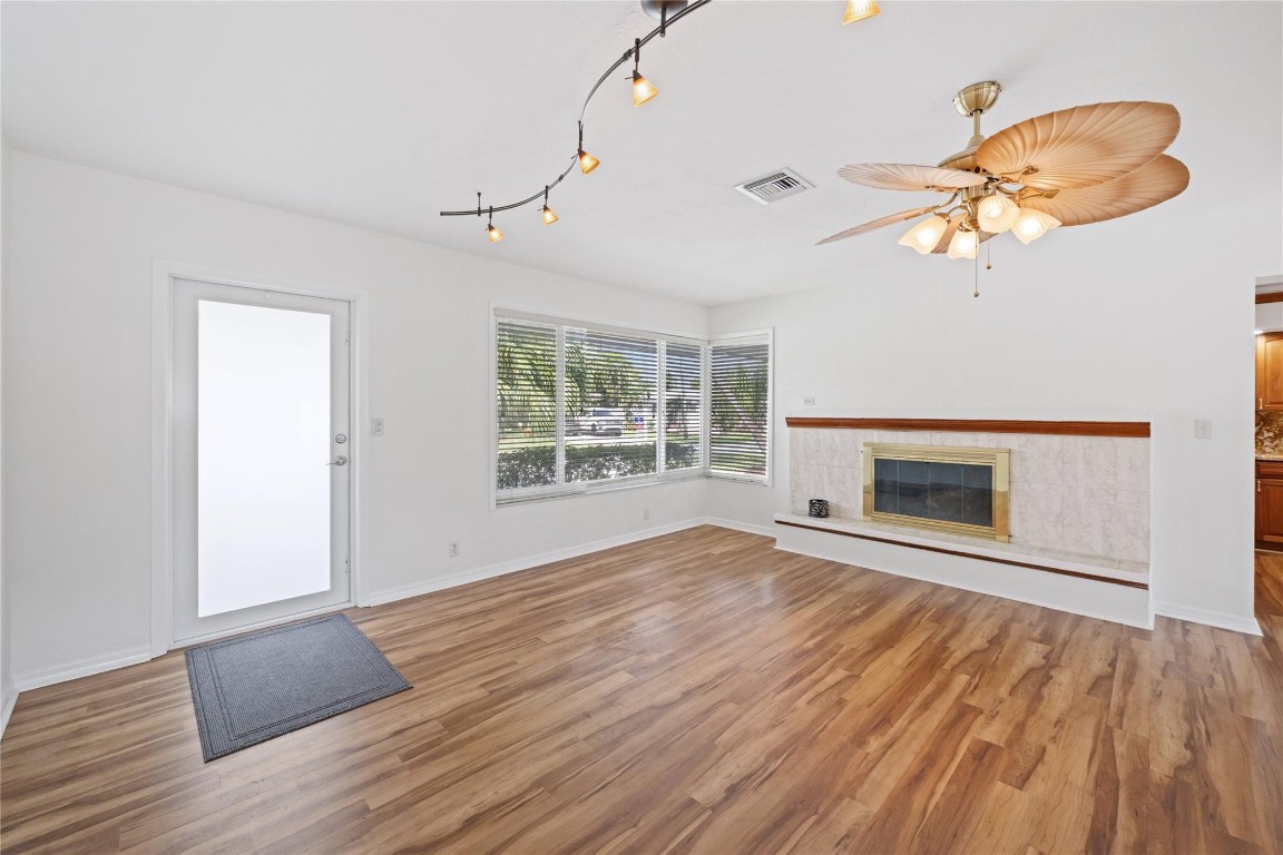 2936 Coral Shores Drive