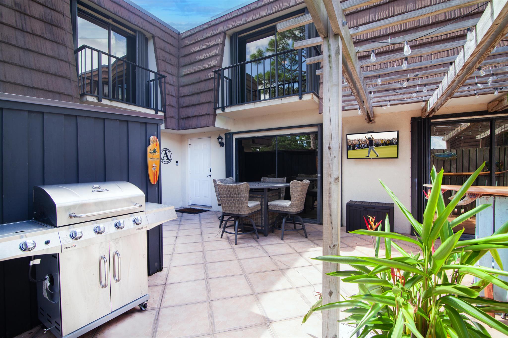 GARDEN LAKES AND GARDEN S - Residential