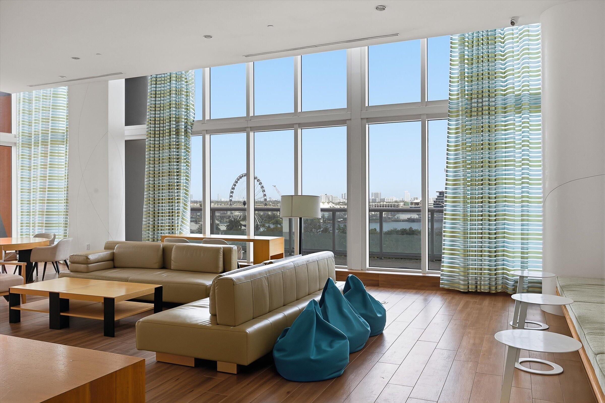 50 BISCAYNE CONDO - Residential