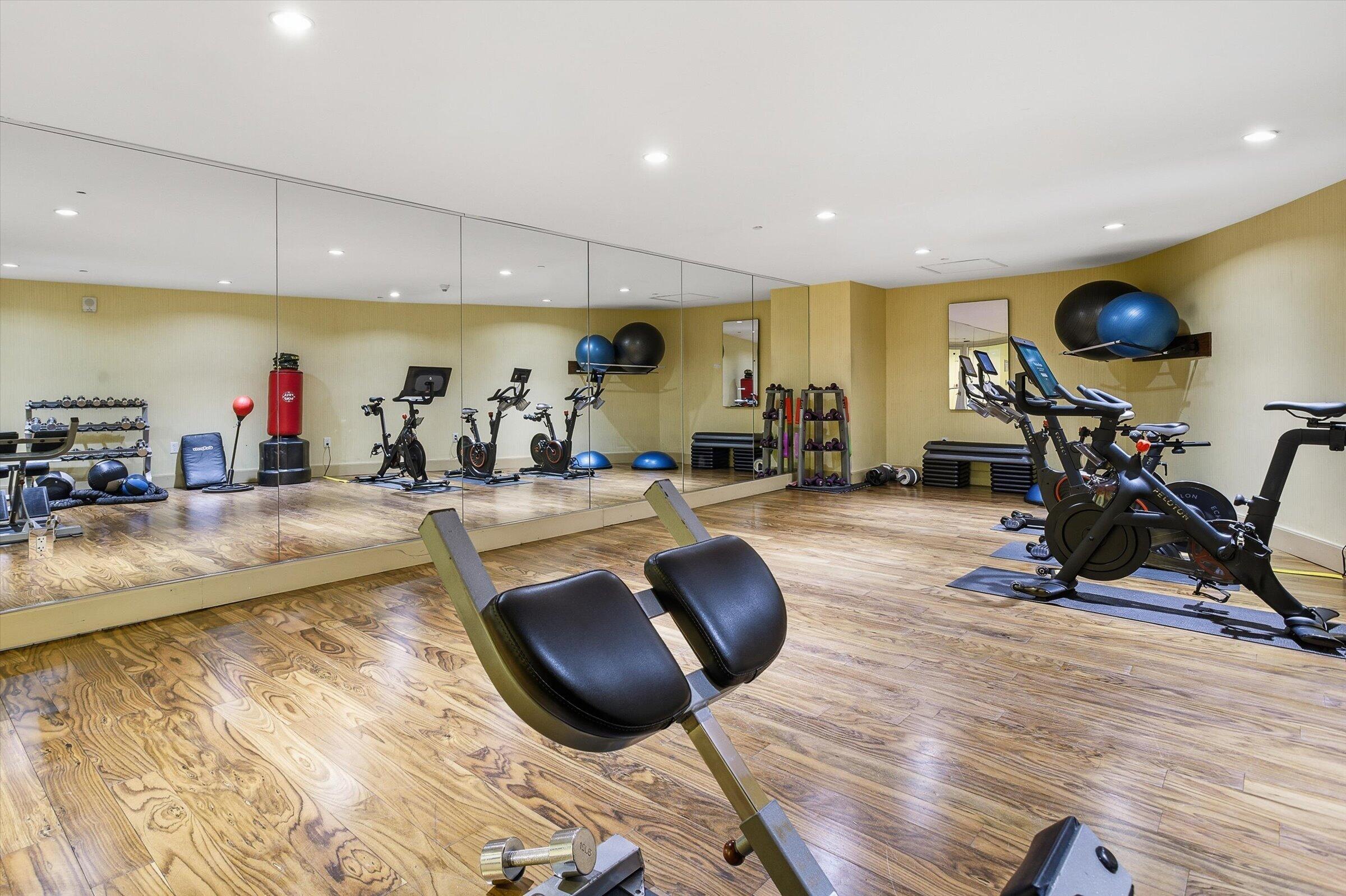 50 BISCAYNE CONDO - Residential