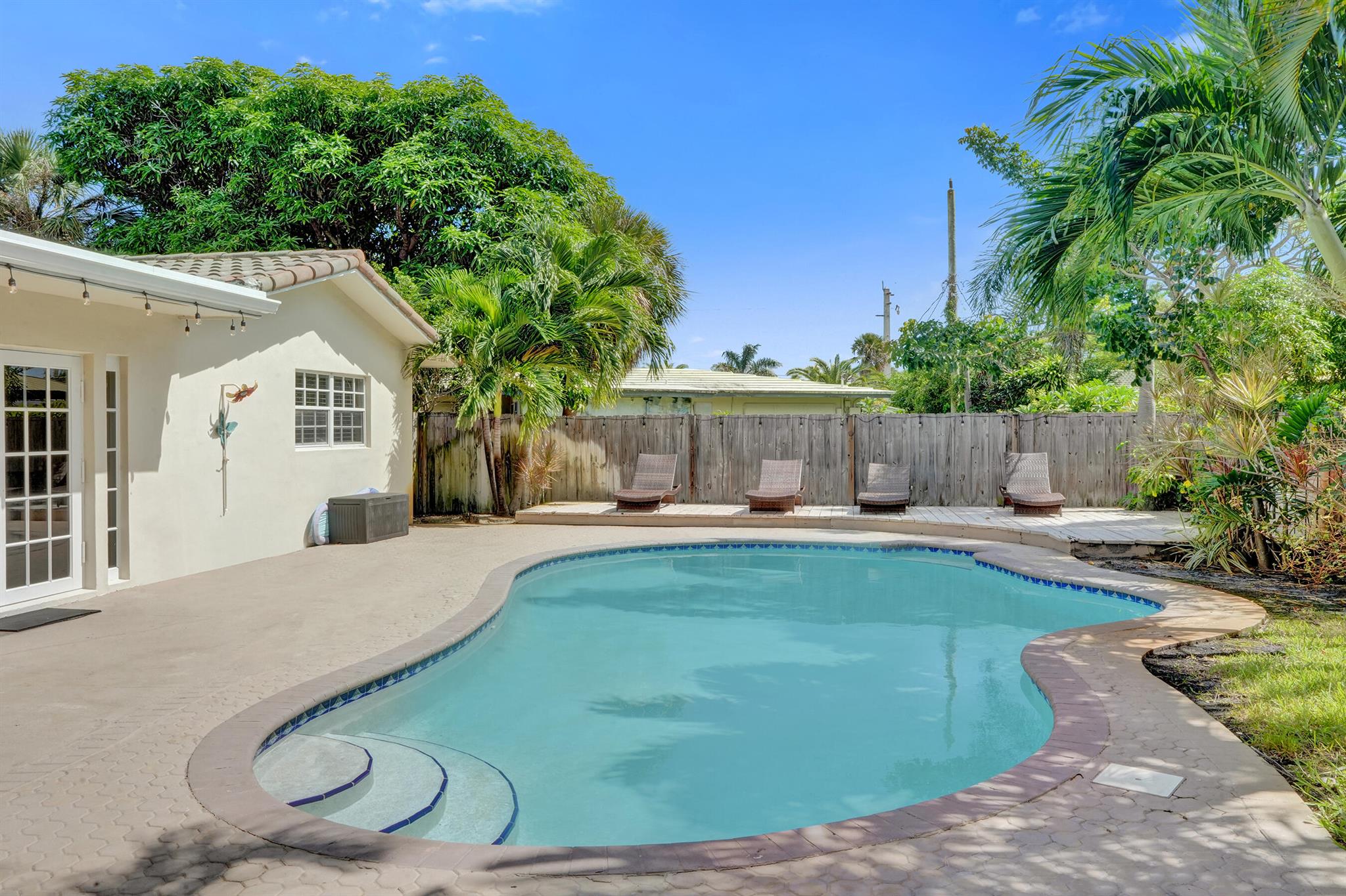 THE COVE - Residential