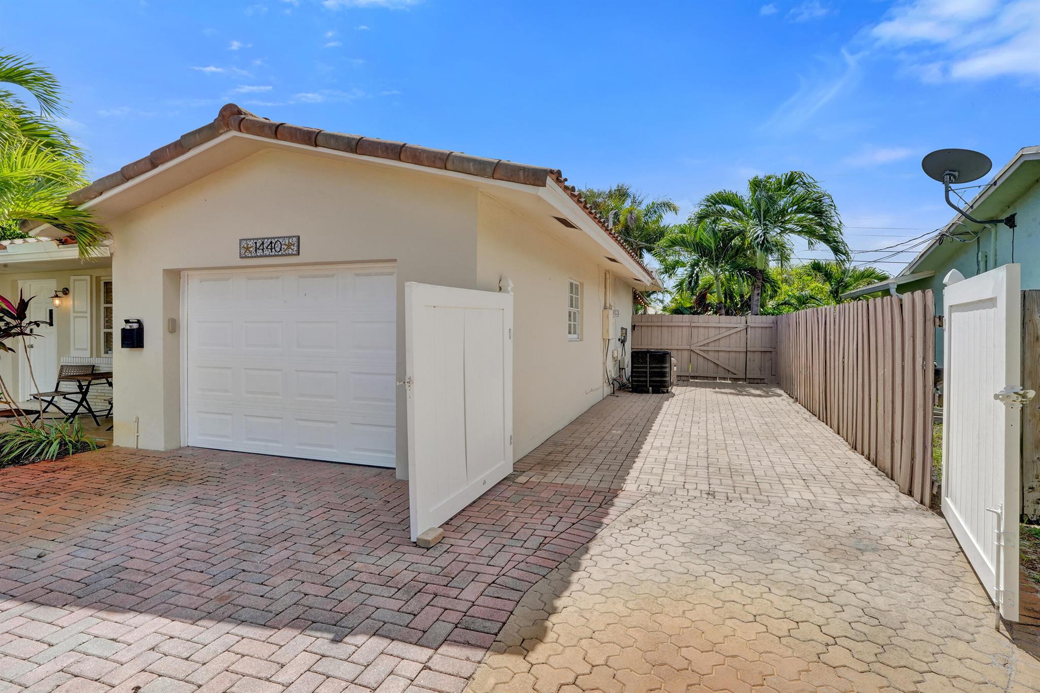 THE COVE - Residential
