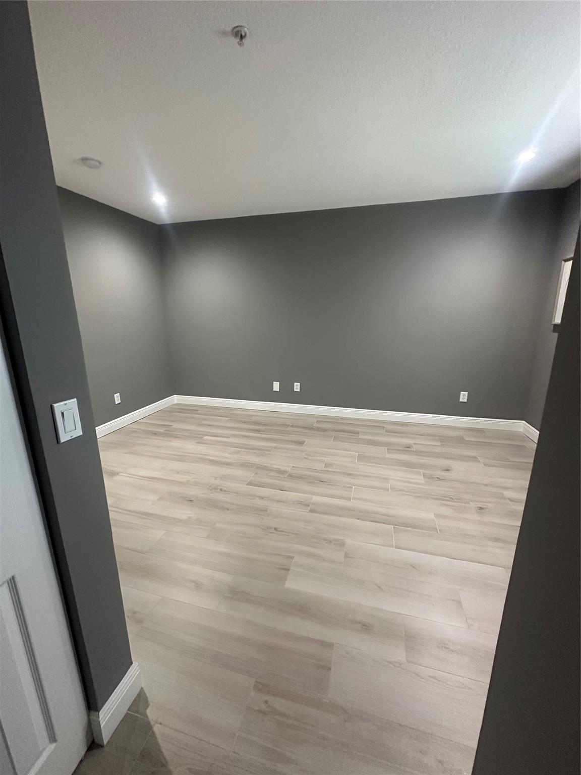 Waverly Place Amd - Residential Lease