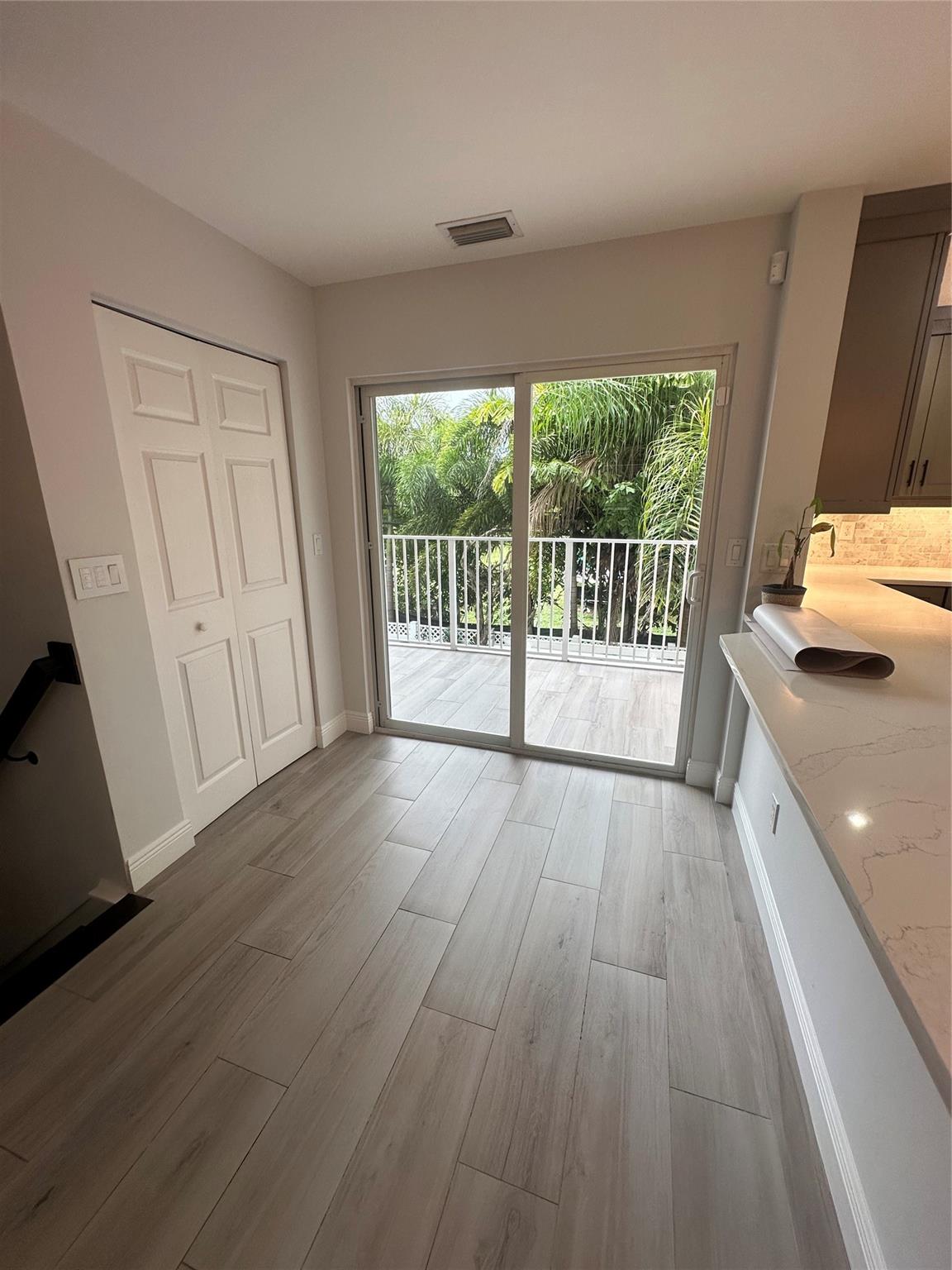 Waverly Place Amd - Residential Lease