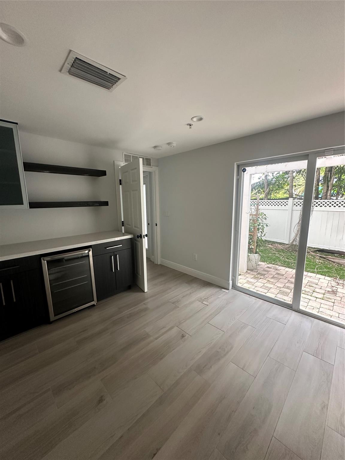 Waverly Place Amd - Residential Lease