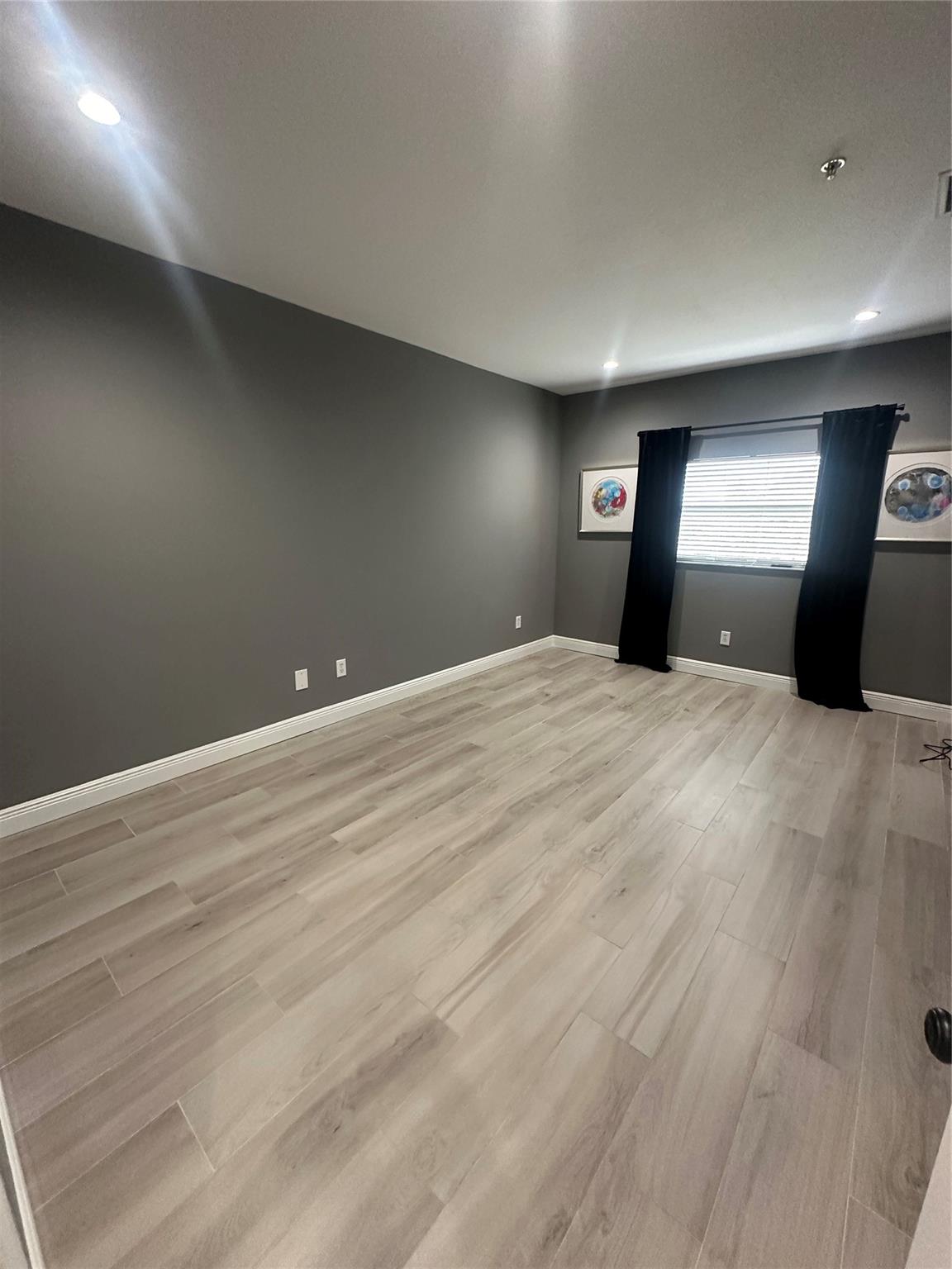 Waverly Place Amd - Residential Lease