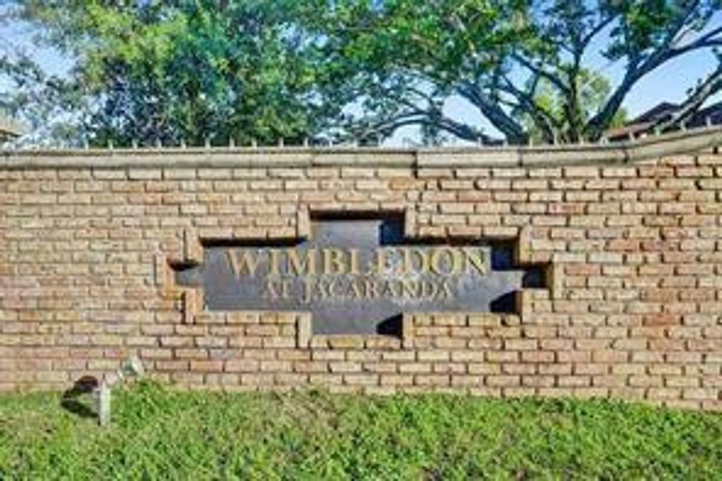 Photo of 206 Wimbledon Lake Drive #206, Plantation, FL 33324 (MLS # F10546628)