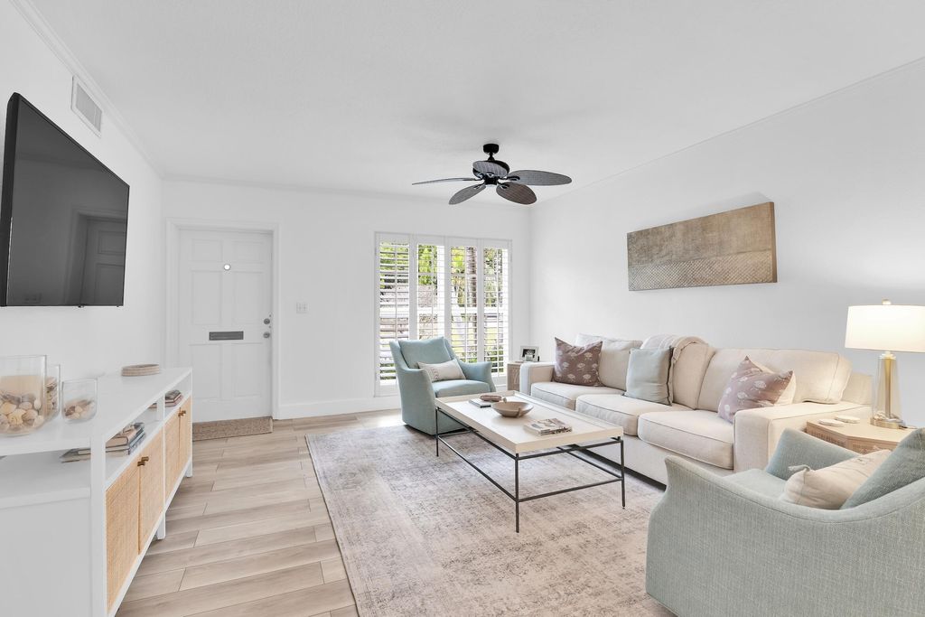 Photo of 770 E Camino Real #0030, Boca Raton, FL 33432 (MLS # B26016642)
