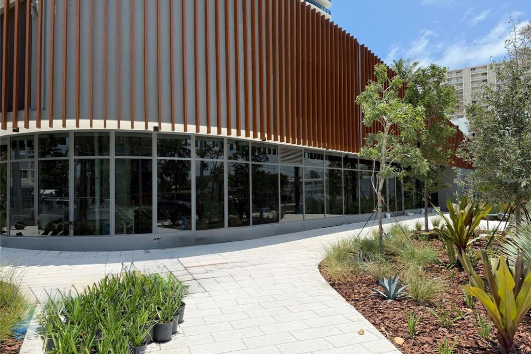 900 N Ocean Boulevard Cu