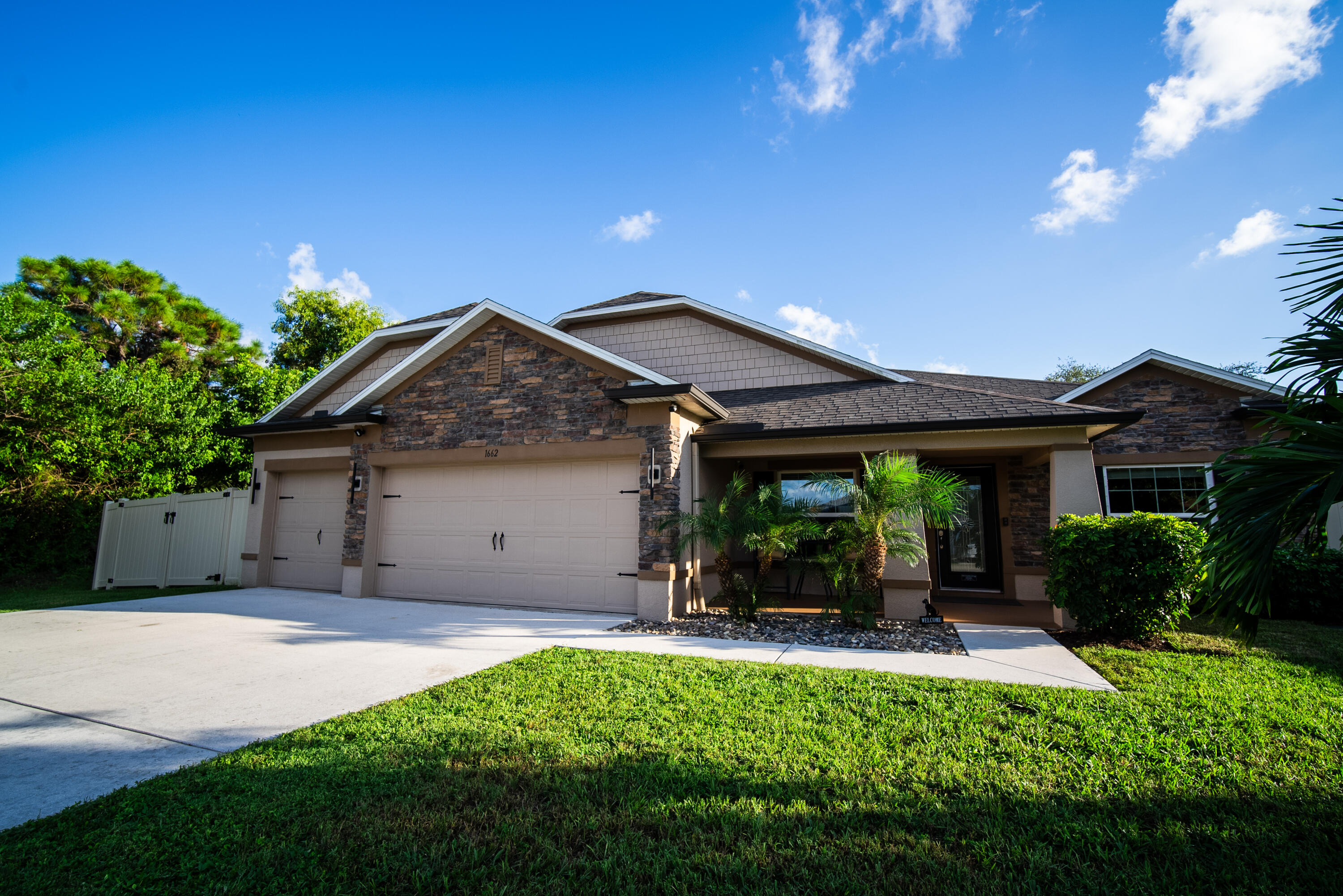 PORT ST LUCIE SECTION 40 - Residential